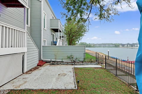 1103 N Lakewind St, Wichita, KS, 67212 photo 21