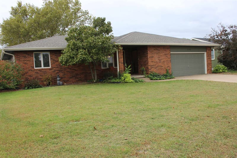 2300 lLnden Drive, Salina
