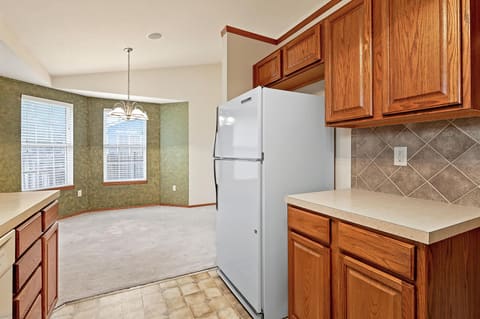 2517 N Rutgers St, Wichita, KS, 67205 photo 10
