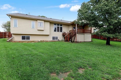 1862 S Tara Falls, Wichita, KS, 67207 photo 32
