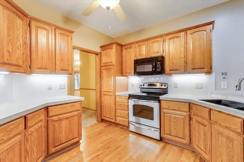 1418 N Briarwood Pl, Derby, KS, 67037 photo 10
