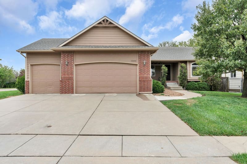 12602 E Mainsgate, Wichita